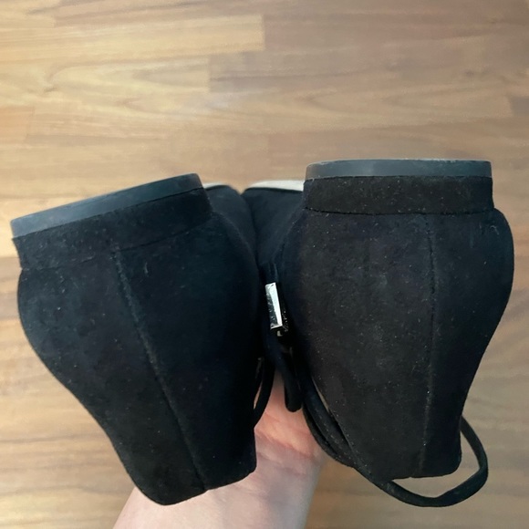 Diane Von Furstenberg wrapped lace up suede ballet flat - Picture 11 of 12